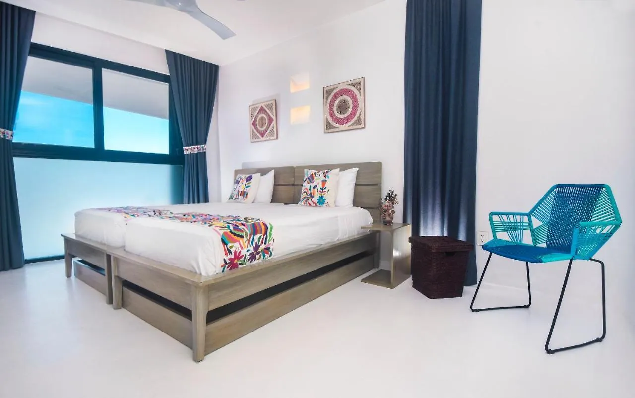 Villa La Maison Manati, Beachfront, Infinity Pool, Cooking Service Included Hotel Tulum Mexico